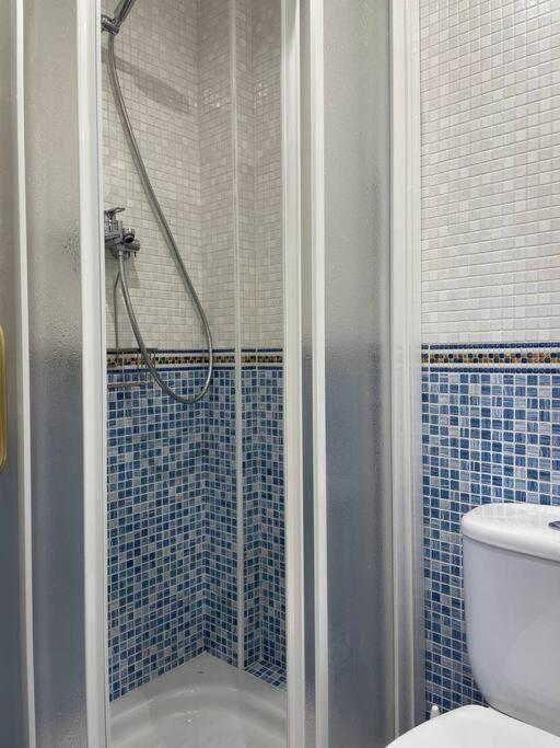 Cal Salmare Seafront Apartment With Rooftop Terrace And Pool Calafell Esterno foto