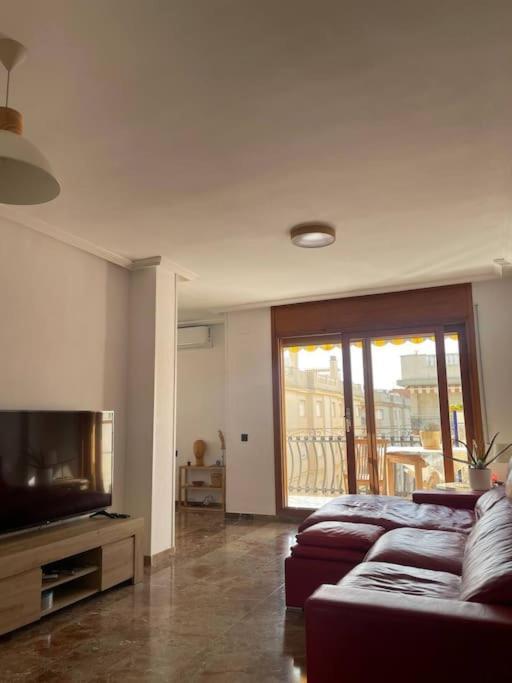 Cal Salmare Seafront Apartment With Rooftop Terrace And Pool Calafell Esterno foto